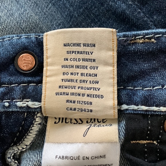 Miss Me Embroidered & Embellished Rhinestones Pockets Blue Denim Skinny-26 - Picture 13 of 14